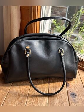 Kathy Ireland Black Structured Shoulder Bag